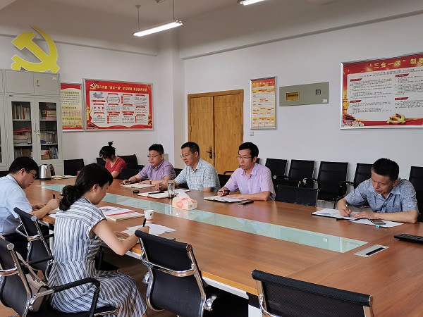 cfac978274e1449d9e1244742ce58428.jpg 指导组检查党史学习.jpg